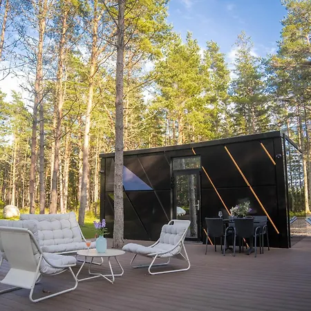 Tiny Complex In Vikendica *