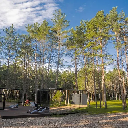 Tiny Complex In Vikendica