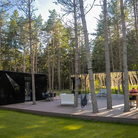 Vikendica Tiny Complex In