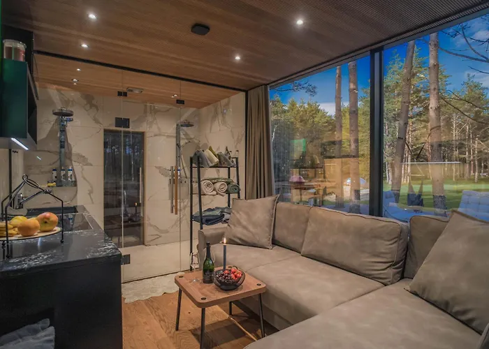 Tiny Complex In * Kalana