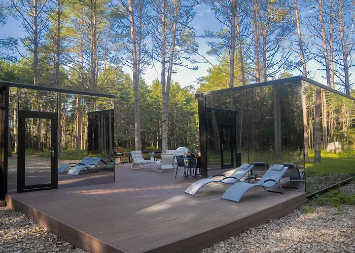 Tiny Complex In * Kalana